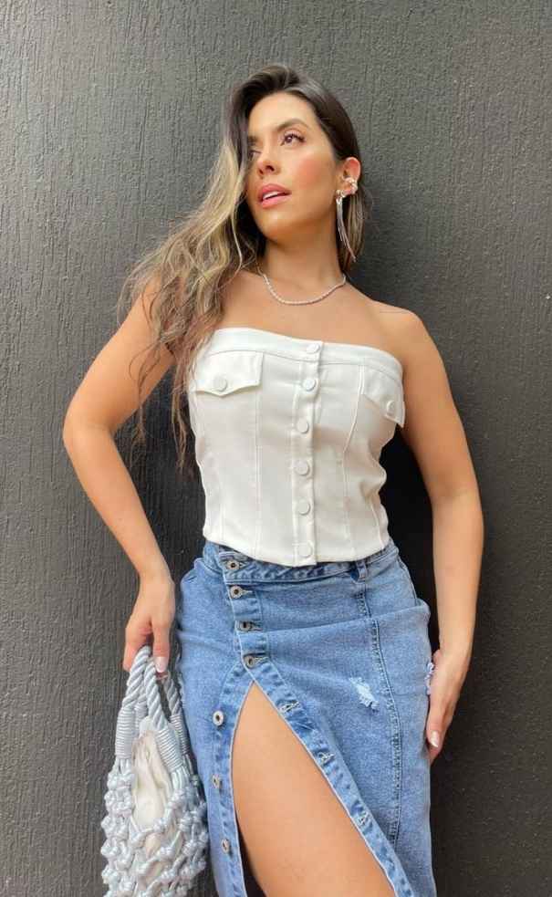 Corset Strapless con Botones Frontales – Talla Única