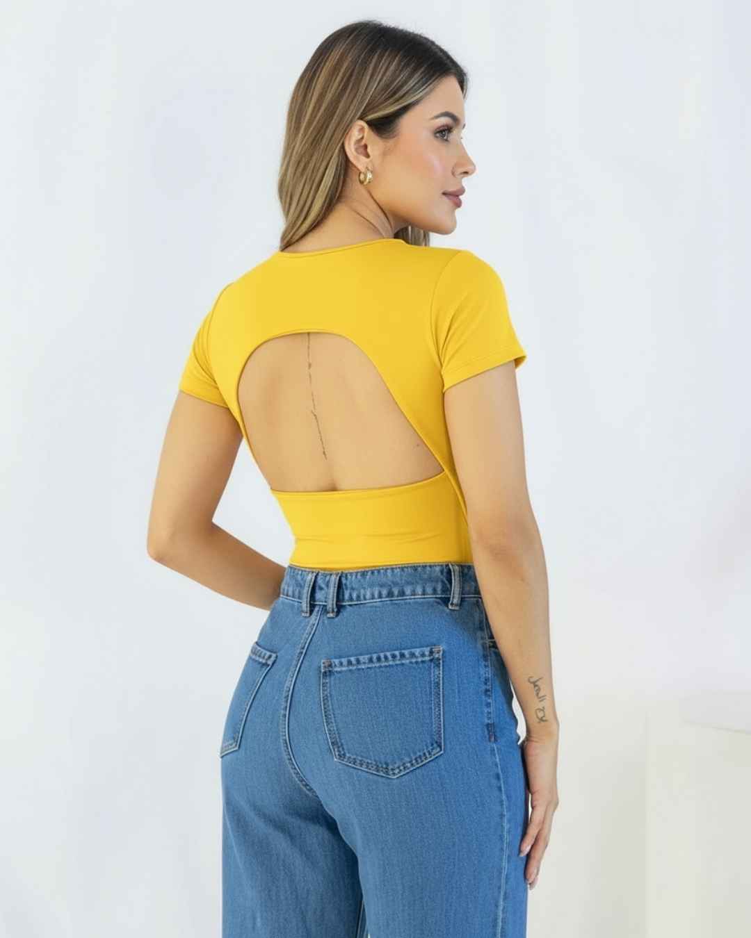 Body Manga Rodada Espalda Descubierta